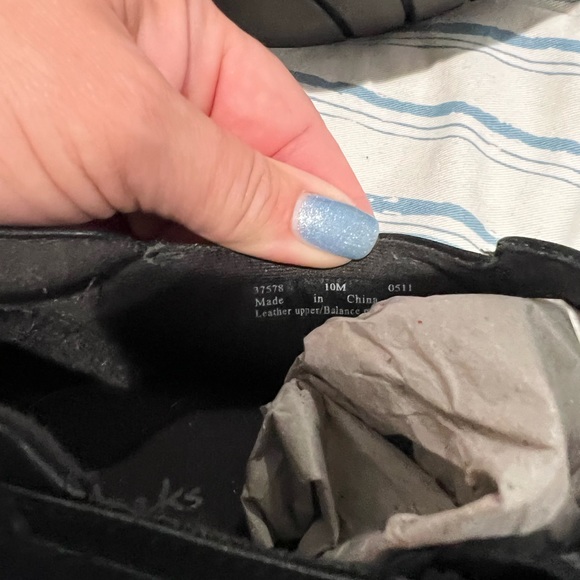 Clarks Bendables Side Zip Slip On Leather Shoes, Sz 10M - Picture 3 of 3